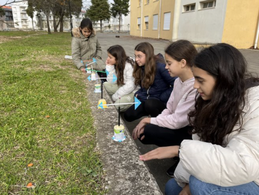 CONSTRUÇÃO DE UM CATA-VENTO